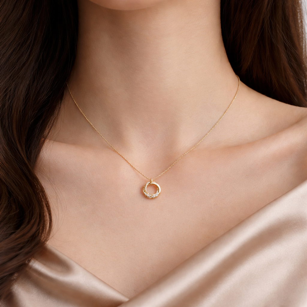 Twisted Halo Pendant Necklace